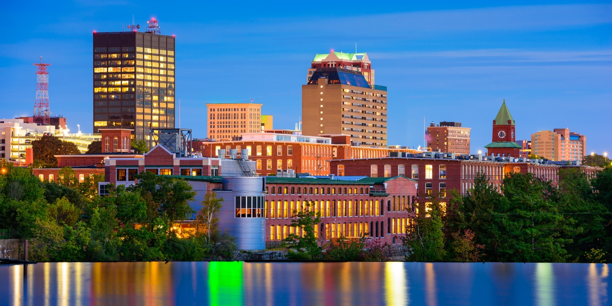 Manchester, New Hampshire, USA Skyline on the Merrimack River.